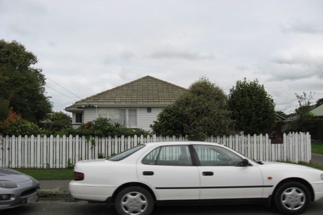 Photo of property in 18 Grassmere Street, Papanui, Christchurch, 8052