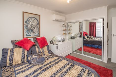 Photo of property in 305 Sawyers Arms Road, Bishopdale, Christchurch, 8053