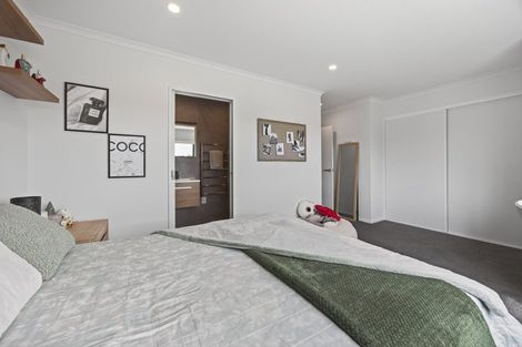 Photo of property in 4/271 Ormiston Road, Flat Bush, Auckland, 2019