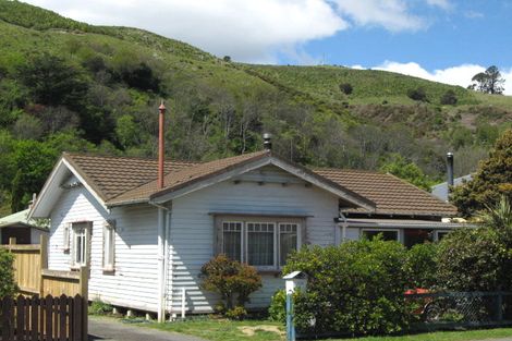 Photo of property in 105 Milton Street, The Wood, Nelson, 7010