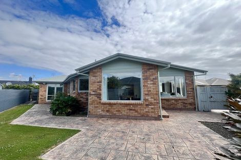 Photo of property in 61 Sydney Street, Windsor, Invercargill, 9810
