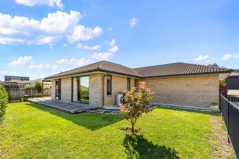Photo of property in 8 Ballintoy Park Drive, Welcome Bay, Tauranga, 3175