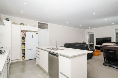 Photo of property in 8 Poaka Road, Hobsonville, Auckland, 0618