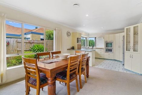 Photo of property in 122 Santa Monica Drive, Papamoa Beach, Papamoa, 3118