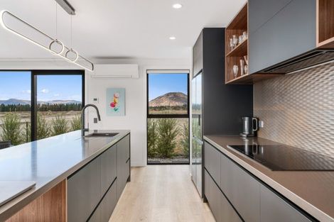 Photo of property in 3b Wallace Place, Westown, New Plymouth, 4310