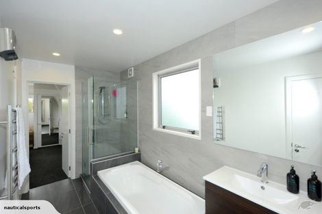 Photo of property in 9b Kaputone Place, Belfast, Christchurch, 8051