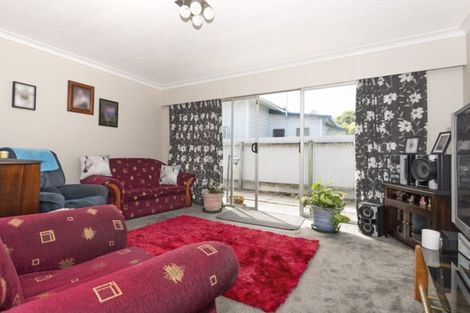 Photo of property in 2/282 Aberdeen Road, Gisborne, 4010