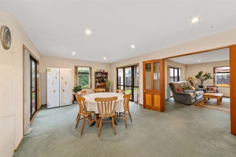 Photo of property in 2/232 Waimairi Road, Ilam, Christchurch, 8041