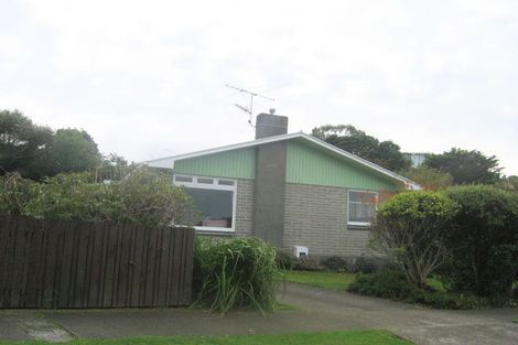 Photo of property in 6 Acacia Avenue, Maungaraki, Lower Hutt, 5010