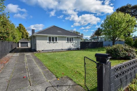 Photo of property in 17 Dixon Street, Carterton, 5713