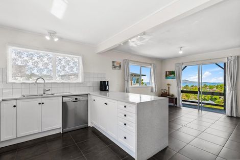 Photo of property in 51 Aberdeen Road, Castor Bay, Auckland, 0620