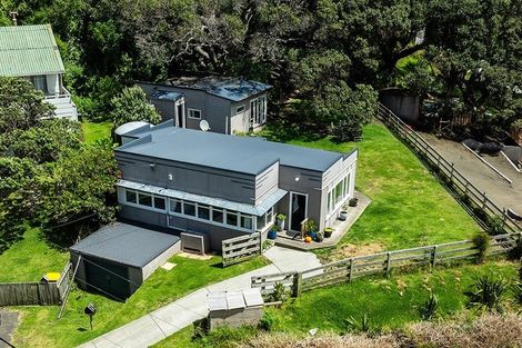 Photo of property in 60 Beach Valley Road, Piha, New Lynn, 0772