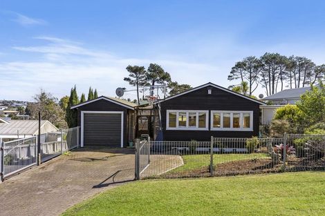 Photo of property in 20 Tiri Road, Manly, Whangaparaoa, 0930