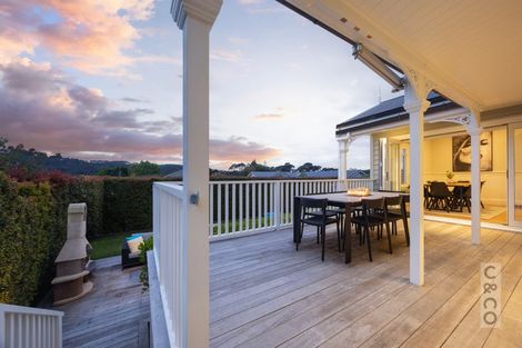 Photo of property in 39 Albert Street, Riverhead, 0820