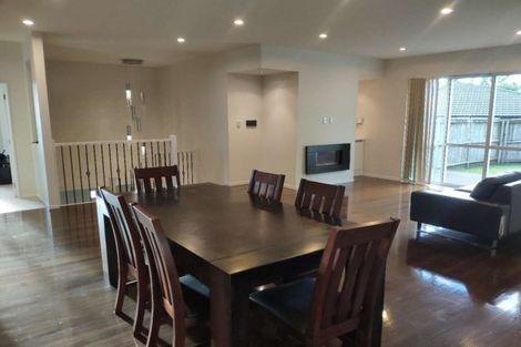 Photo of property in 21 Loughros Place, Pinehill, Auckland, 0632