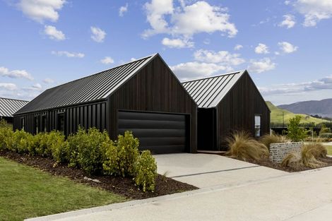 Photo of property in 6 Carrick Lane, Lake Hayes, Queenstown, 9304