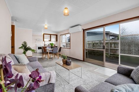 Photo of property in 2/41 Record Street, Fitzroy, New Plymouth, 4312