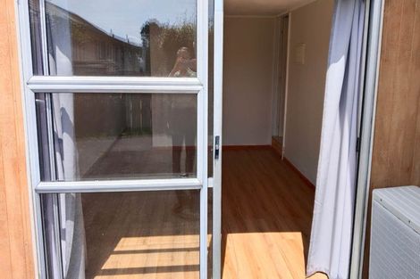 Photo of property in 2/3 Hedge Row, Sunnyhills, Auckland, 2010