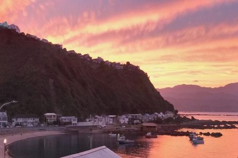 Photo of property in 3/201 Derwent Street, Island Bay, Wellington, 6023