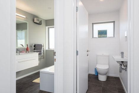 Photo of property in 46 Myles Way, Lower Shotover, Queenstown, 9304