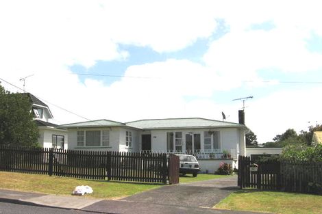 Photo of property in 86 Verbena Road, Birkdale, Auckland, 0626