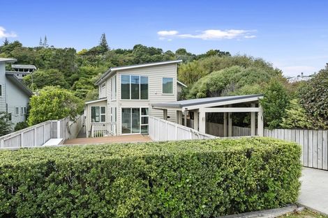 Photo of property in 9 Duncan Street, Tawa, Wellington, 5028