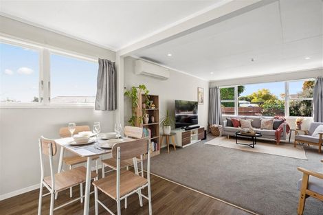 Photo of property in 8 Thackeray Place, Owhata, Rotorua, 3010