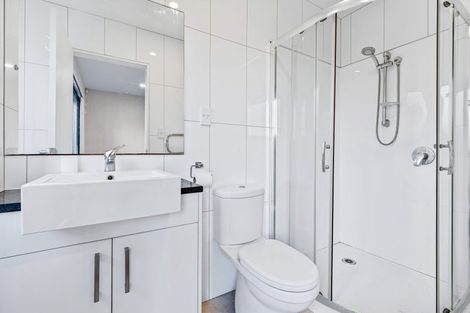 Photo of property in 25/5 Perekia Street, Albany, Auckland, 0632