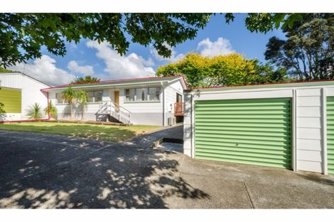 Photo of property in 2/3 Talavera Place, Te Atatu South, Auckland, 0602