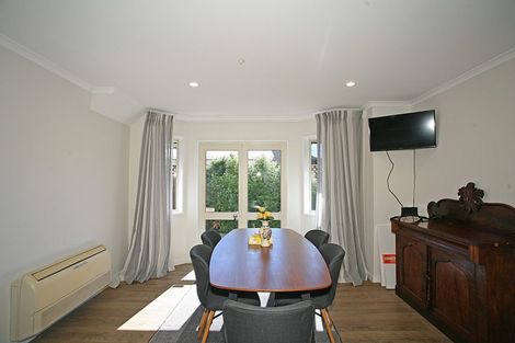 Photo of property in 408a Memorial Avenue, Burnside, Christchurch, 8053