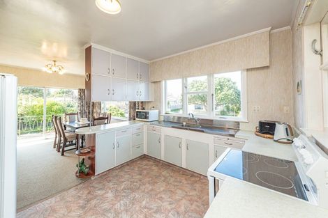 Photo of property in 6 Tirimoana Place, Otamatea, Whanganui, 4501