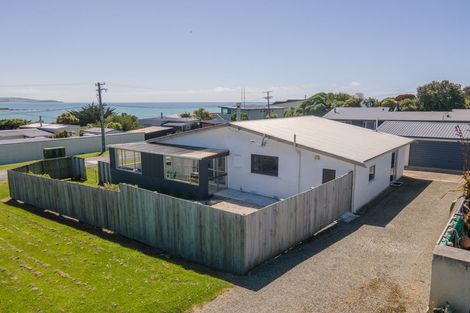 Photo of property in 15 Anderson Street, Kakanui, Oamaru, 9495