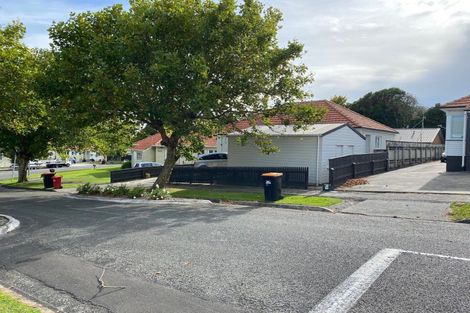 Photo of property in 11 Rangiora Avenue, Roslyn, Palmerston North, 4414