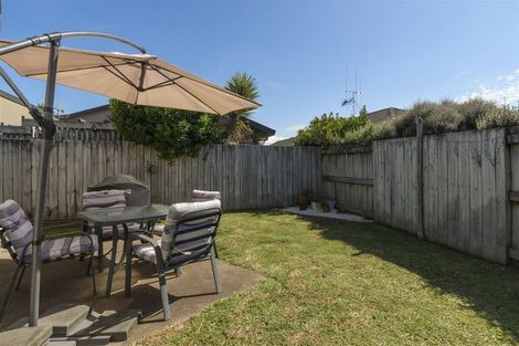 Photo of property in 56 Oriental Parade, Papamoa Beach, Papamoa, 3118