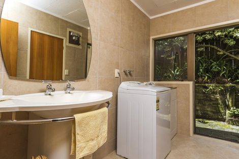 Photo of property in 1/59 Churchill Road, Murrays Bay, Auckland, 0630