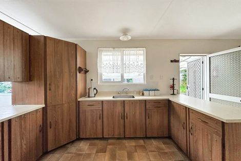 Photo of property in 5 Fookes Street, Waverley, 4510