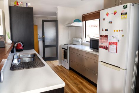 Photo of property in 166 Carnoustie Drive, Wattle Downs, Auckland, 2103