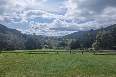 Photo of property in 357 Whitemans Valley Road, Whitemans Valley, Upper Hutt, 5371