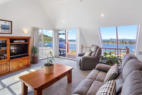 Photo of property in 19 Pine Grove, Tairua, 3508