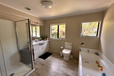 Photo of property in 10 Pae Moana Place, Stanmore Bay, Whangaparaoa, 0932