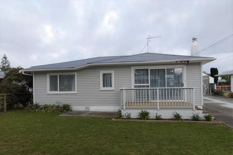 Photo of property in 8-8a Matai Street, Levin, 5510