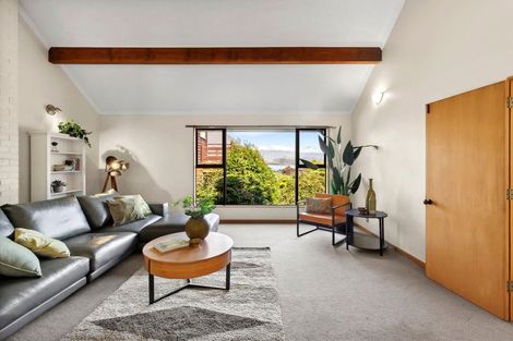 Photo of property in 1 Roto Place, Wanaka, 9305