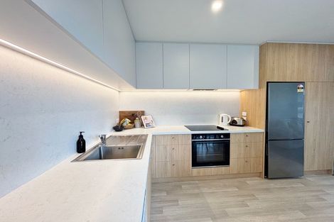 Photo of property in 2/38 Dee Street, St Albans, Christchurch, 8014