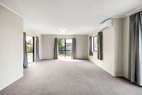 Photo of property in 4 Dunsford Mews, Hamilton Central, Hamilton, 3204