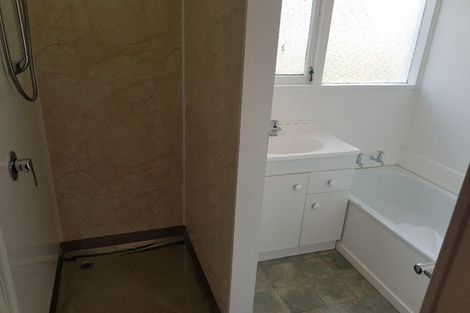 Photo of property in 42 Durham Street, Te Atatu Peninsula, Auckland, 0610