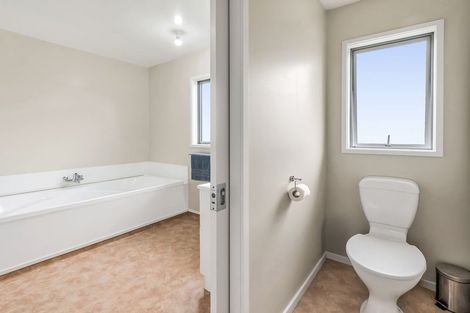 Photo of property in 8 Cross Street, Coalgate, 7673