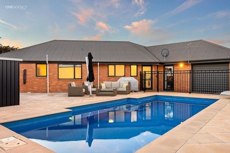 Photo of property in 37 Huria Lane, Woodend, 7610