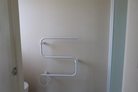 Photo of property in 75 Barbados Way, One Tree Point, 0118