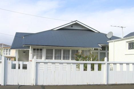 Photo of property in 41 Freyberg Street, Lyall Bay, Wellington, 6022