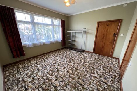 Photo of property in 5 Manuka Street, Hokowhitu, Palmerston North, 4410